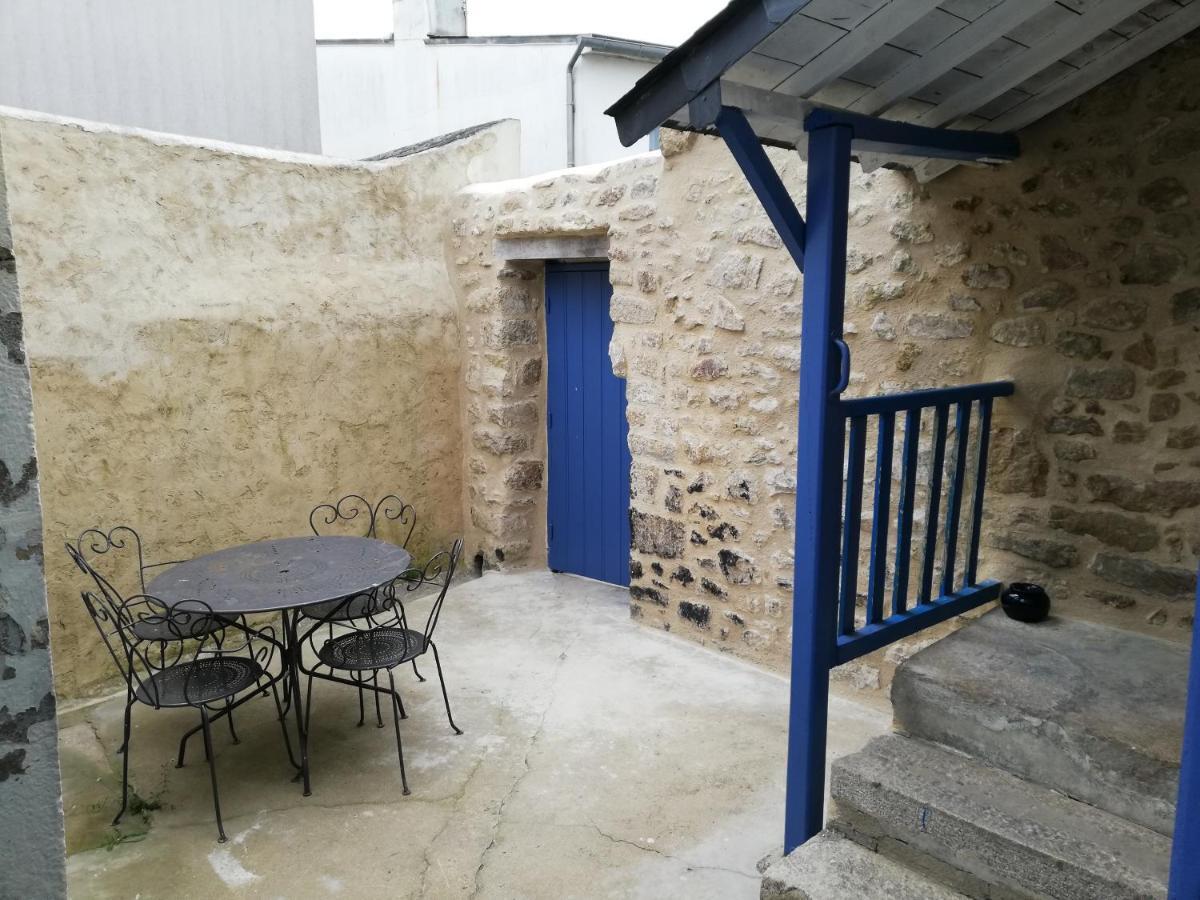 Maison De Charme Au Coeur D Auray Villa Luaran gambar